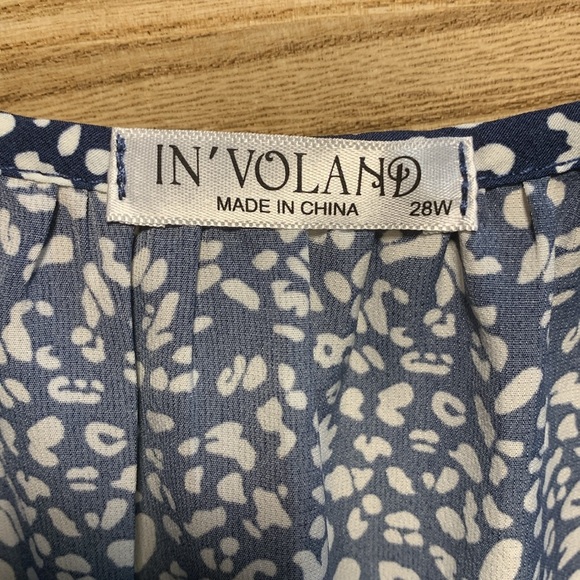 In'Voland Blouse with Keyhole tie Front Size 28W - Picture 4 of 7